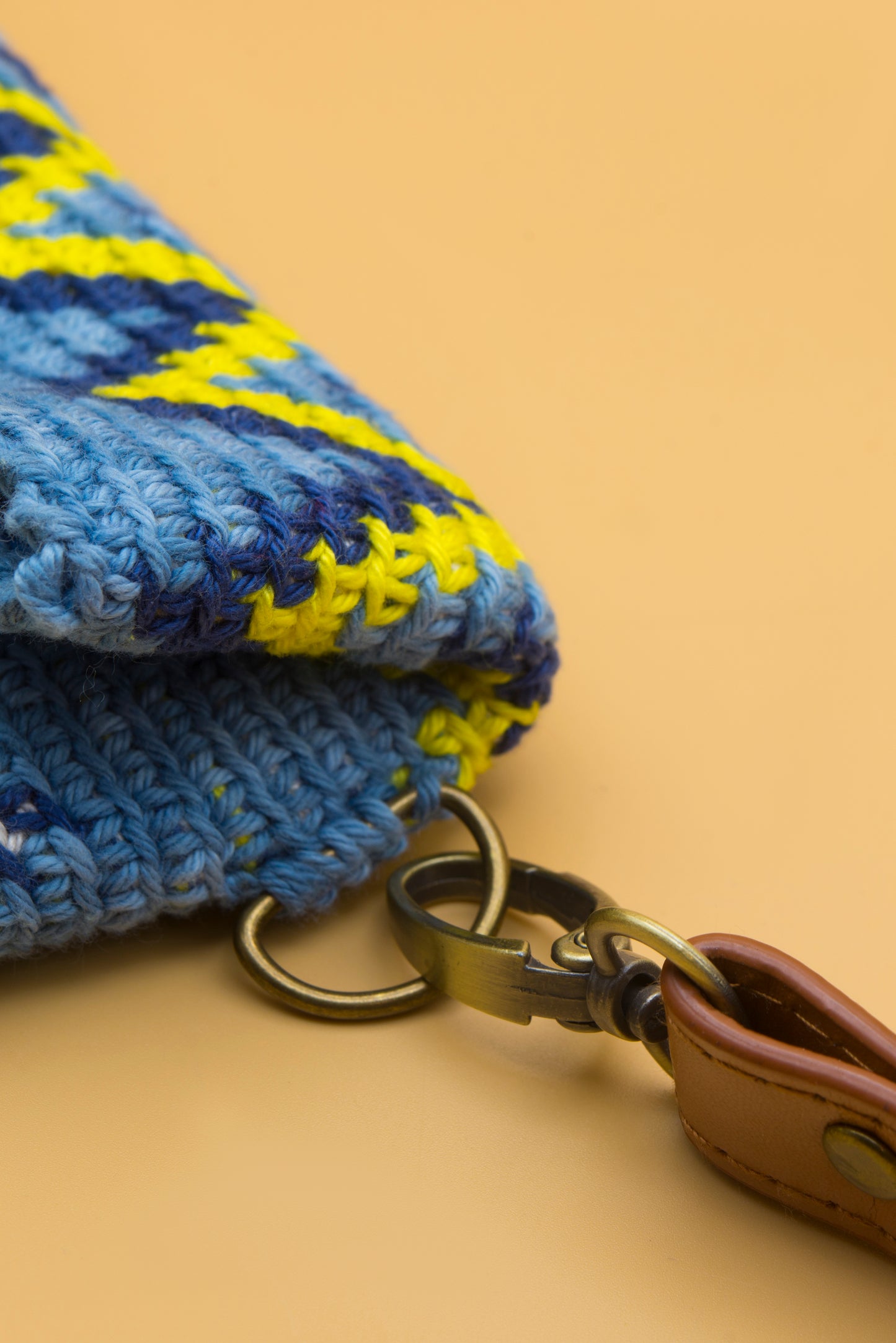 Mini riñonera de crochet JACQUARD