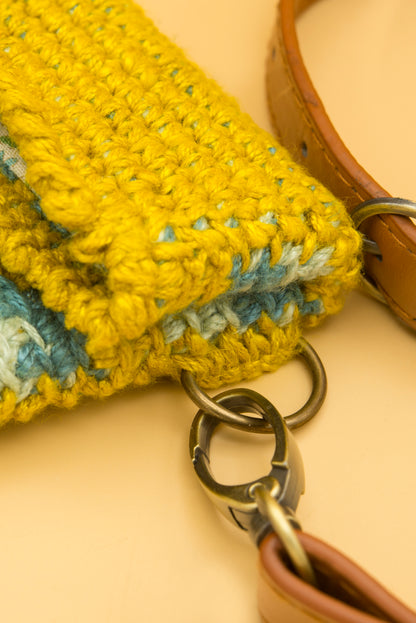 Mini Riñonera de Crochet ONA