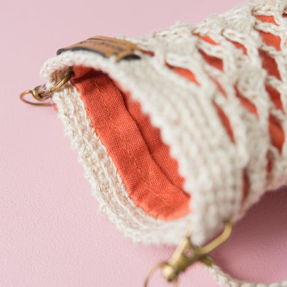 Funda de crochet para móvil ARENA
