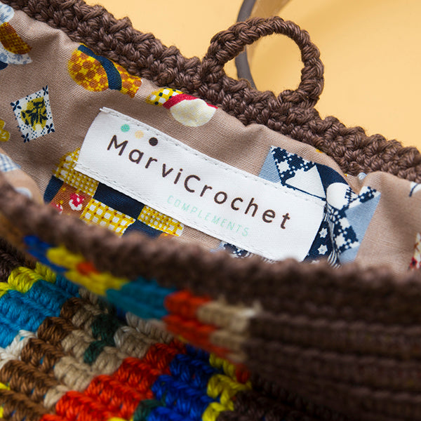 Mini riñonera de crochet TIERRA