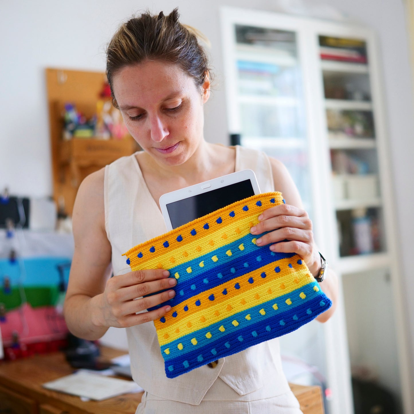 Funda de crochet para tablet GALA | MarviCrochet